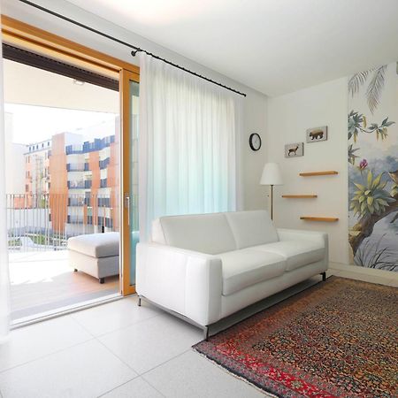 Luxury Apartment Con Terrazza, Palestra, Cowork & Box Privato Мілан Екстер'єр фото